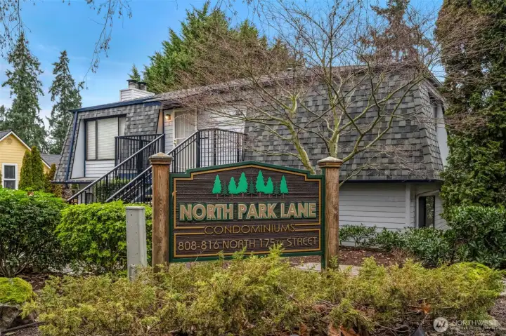 A unique community of Townhomes tuck away from the hustle and bustle of N 175th with Trader Joe's, Walgreens, Restaurants and transportation at your fingertips. 7 mins from Light Rail station on 185th St.  Shoreline Schools.