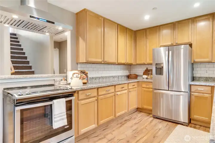 Quality cabinets, countertops, appliances all well places lightly used and upgraded in 2018.