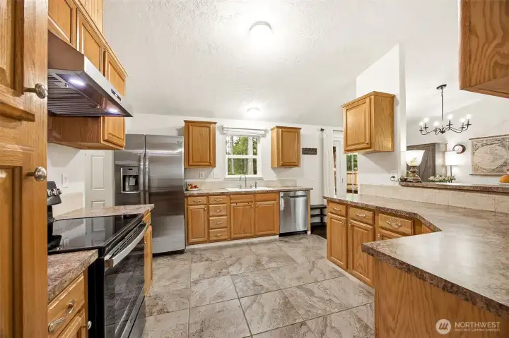 Newer appliances. Newer appliances.