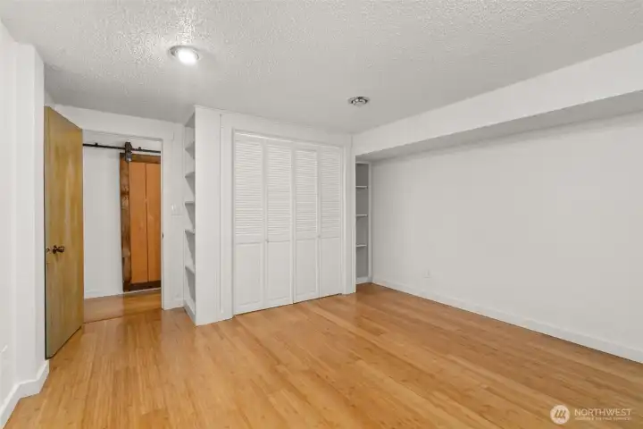 New flooring, lots of closet space and built in shelving.