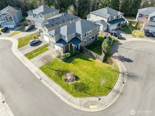 A thoughtfully designed home on a large corner lot in the desirable Summerwood Park Community!