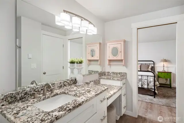 Upstairs bathroom with shower/tub combo