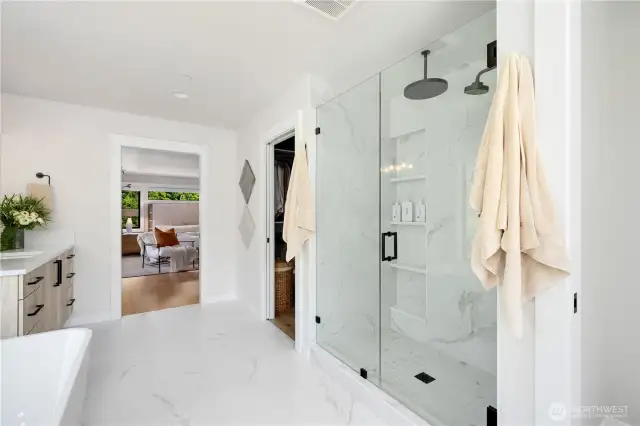Oversized shower in upper primary