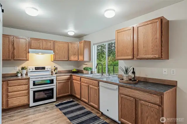 Kitchen with upgraded appliances