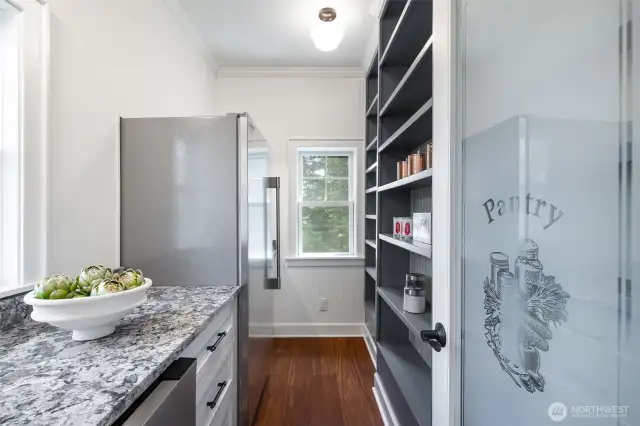 Butler pantry