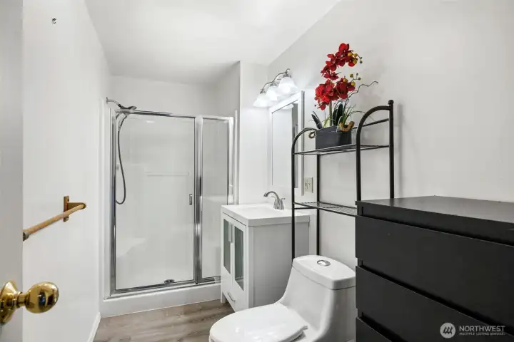 “Beautifully finished ¾ bath with modern touches.”