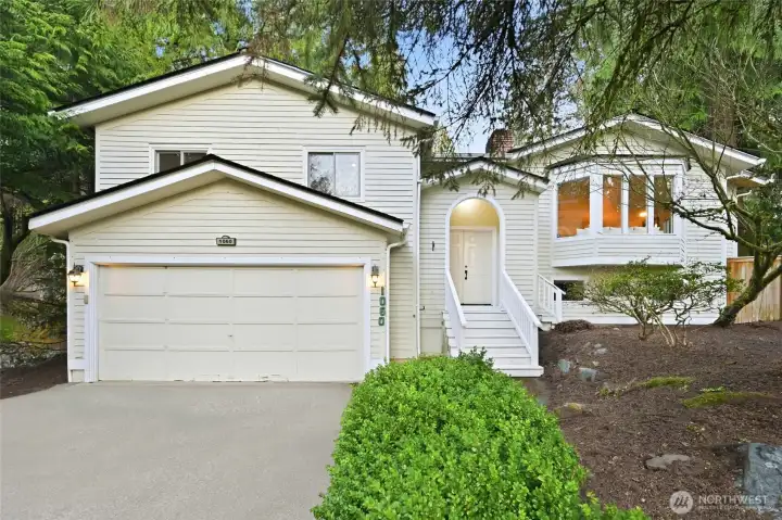 Welcome to The Woods at Issaquah! Just minutes to downtown Issaquah and all it has to offer.