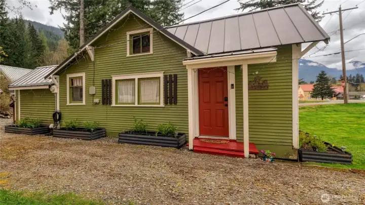 Whether you are seeking a permanent mtn sanctuary, a recreational escape, or an investment in one of Washington's most storied alpine towns ~ this charmer is a rare find.