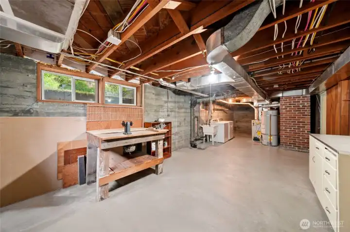 Shop/flex space