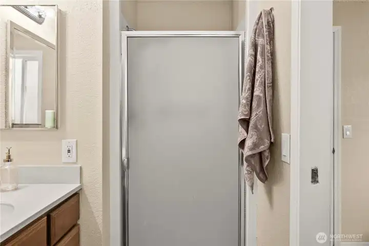 Primary 3/4 bath