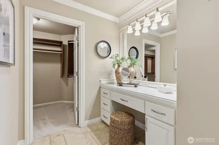 Make up Vanity