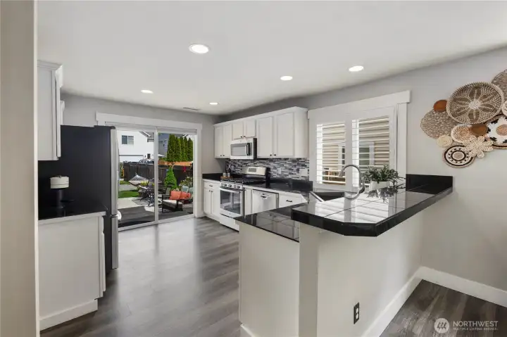 Large Kitchen with all appliances included