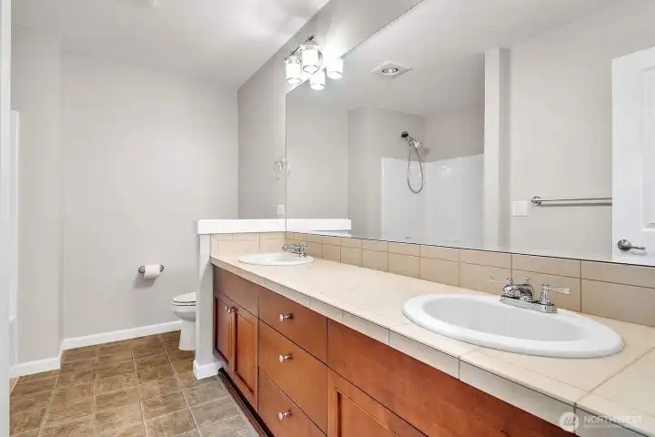 Common Bathroom