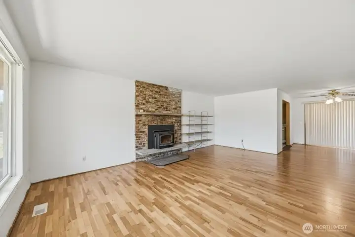 Virtually Vacant Virtually Vacant