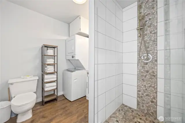 Spacious Walk in Shower