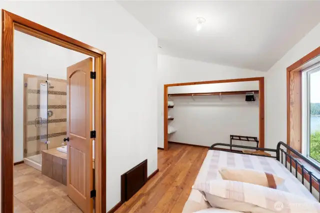 Extra Room off Primary with Daybed