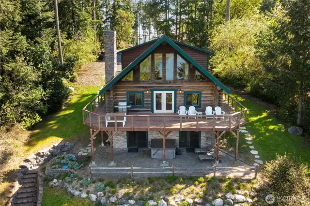 Upper Deck and Lower Patio for Backyard Fun and Fantastic Views! even a Hot Tub!