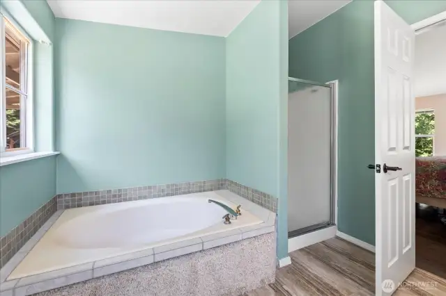 Soaking tub in primary
