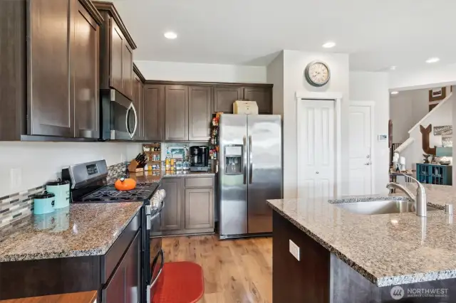 Spacious Modern kitchen