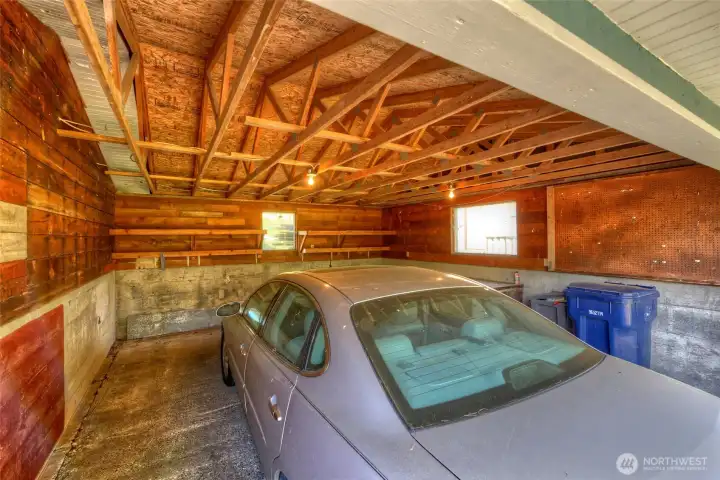 Oversized one car covered parking