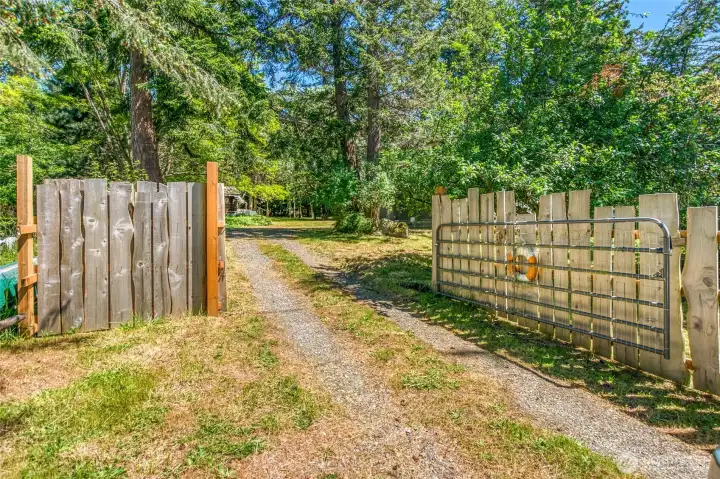 Part of the property is fenced for deer and dogs. Part of the property is fenced for deer and dogs.