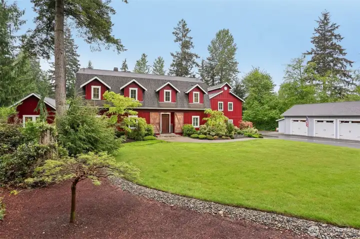9 acres of privacy