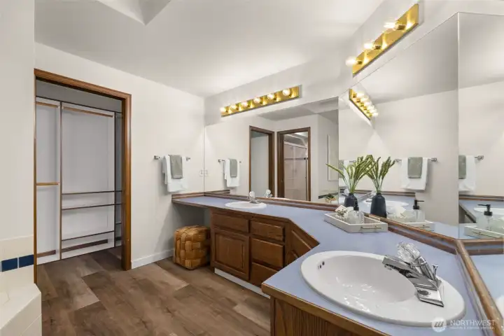 Large dual vanity, with plenty of storage and counter space.