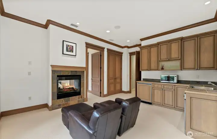 Private Attached Dwelling Unit - Kitchenette & Living Room Private Attached Dwelling Unit - Kitchenette & Living Room