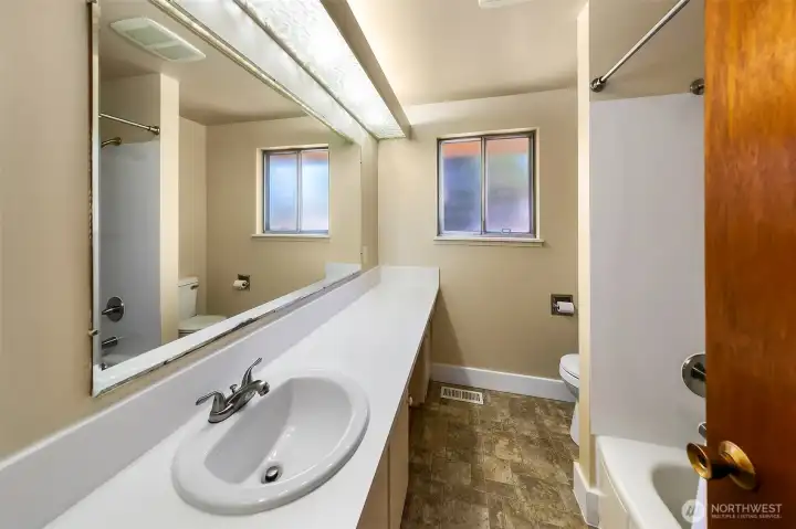 Main Full Bath