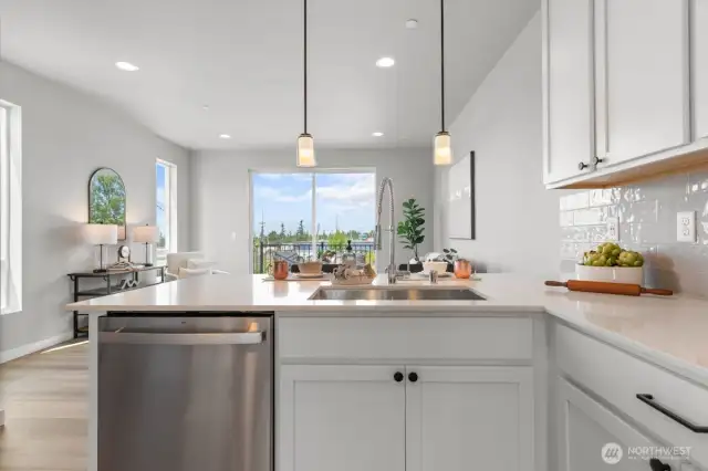 Photographs are for illustrative purposes only. Features, finishes, interior/exterior colors, landscaping and floorplan shown may vary from actual homes built.