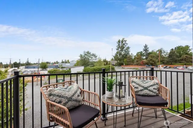IMAGE IS A RENDERING Photographs are for illustrative purposes only. Features, finishes, interior/exterior colors, landscaping and floorplan shown may vary from actual homes built.