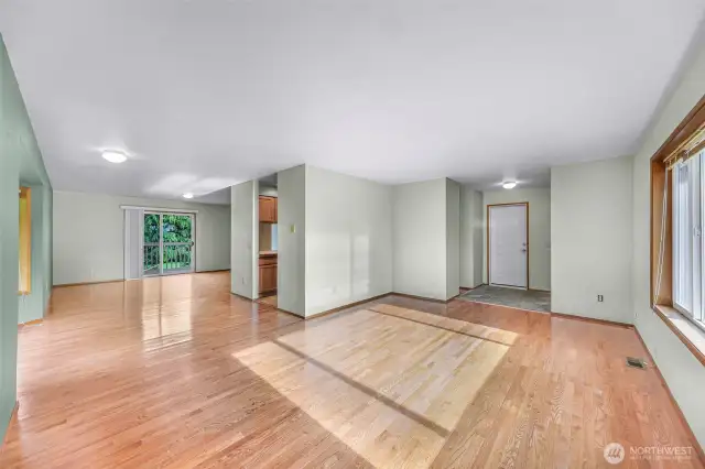 Living, Dining, family rm