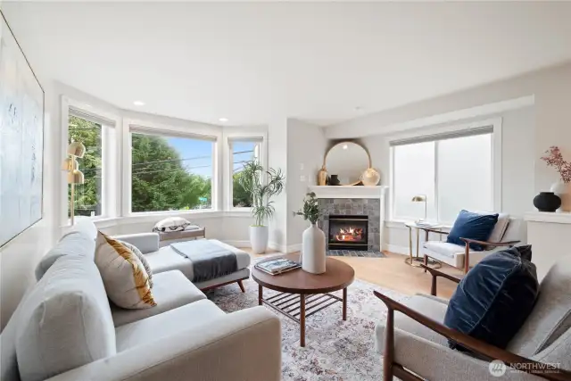Light filled livingroom with SW facing bay windows