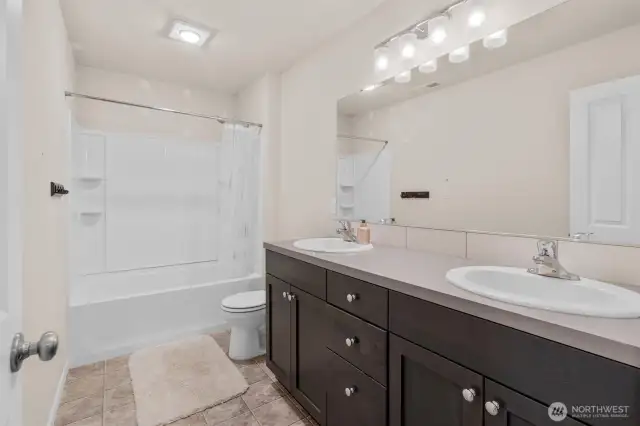 Upstairs Hall Bathroom