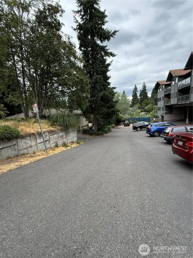 Easy access from Aurora