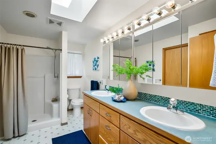 Primary Bathroom & Walk-in Closet