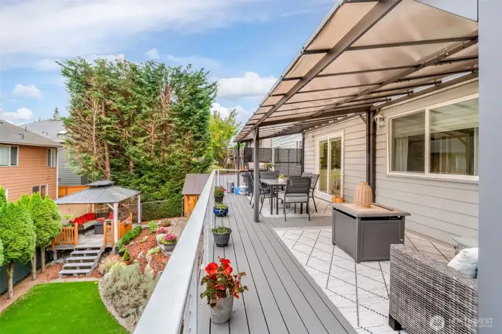 back deck showing the yard below
