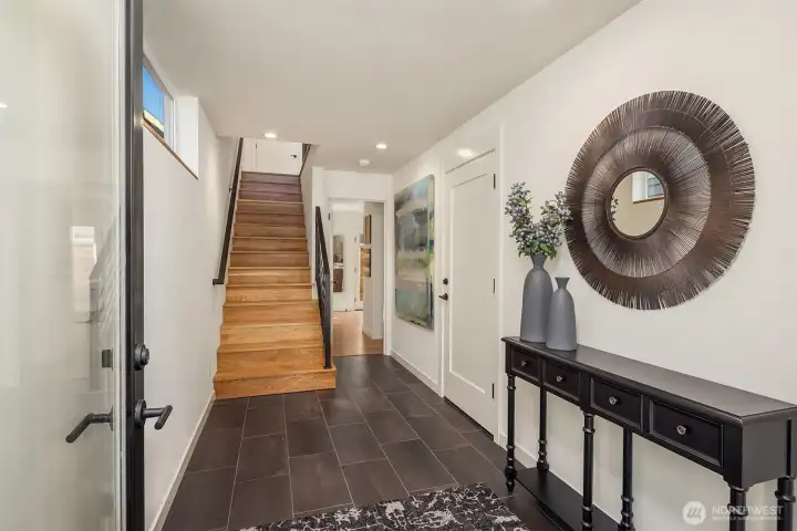 Photo of 1721 with reverse floor plan and slightly different finishes.