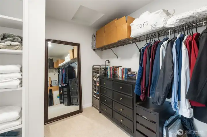 Primary Walk in Closet