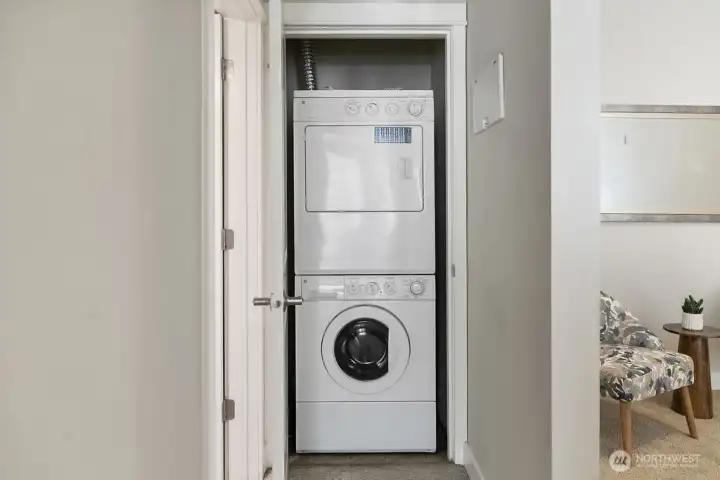 Washer & dryer to convey with the unit.