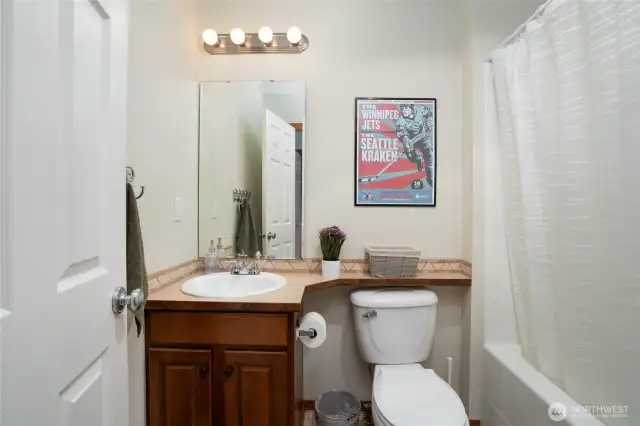 Full bath upstairs.