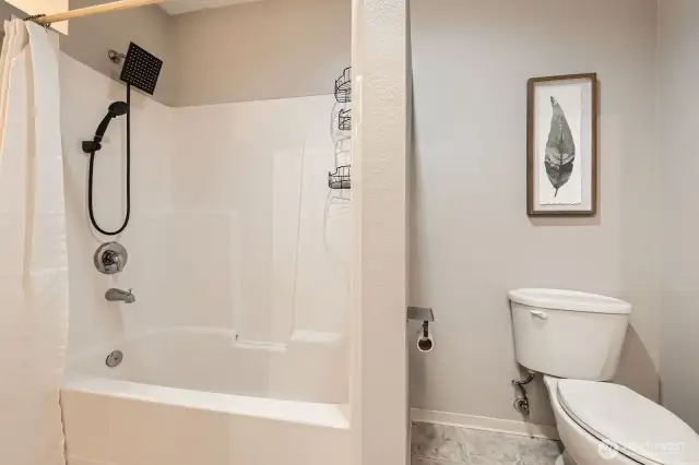 Master bedroom bathroom