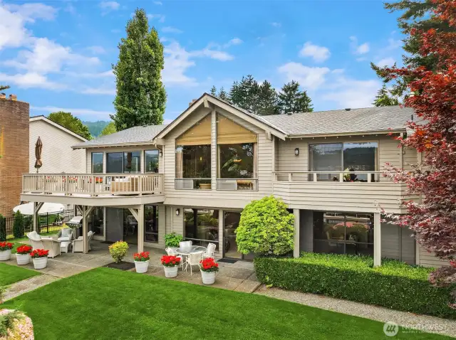 Classic NW Contemporary Design
