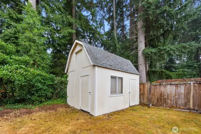 outdoor storage shed