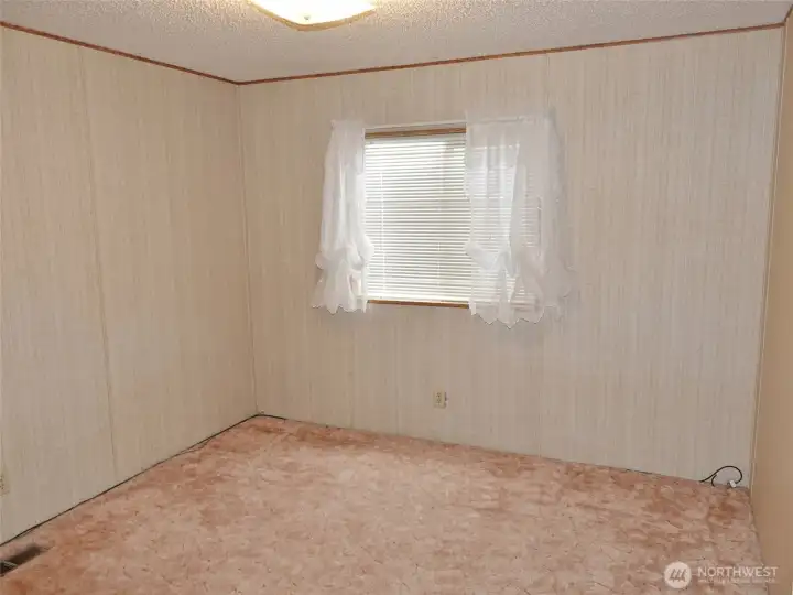 2nd Bedroom.