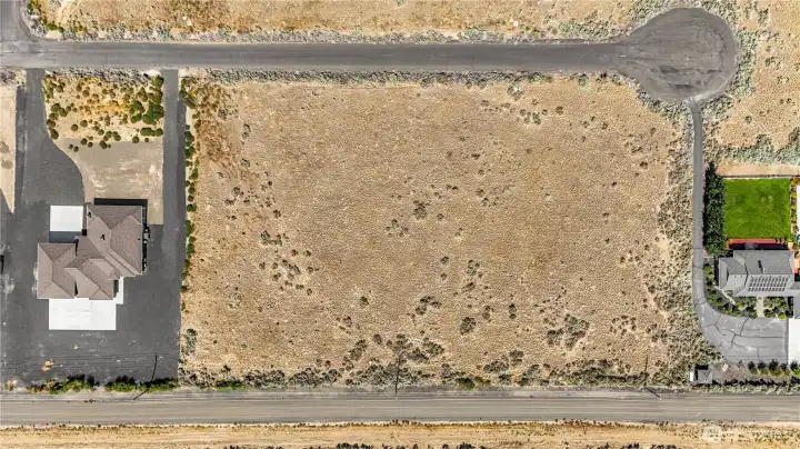 Gently contoured land enhances sightlines and design potential