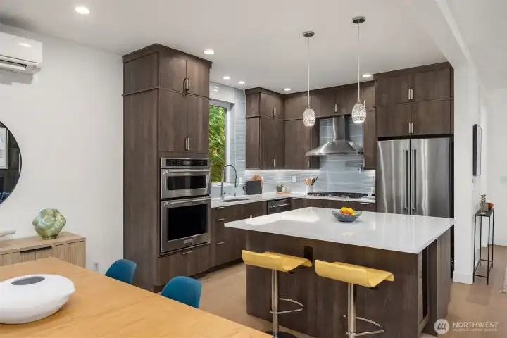 Eat-In Kitchen and Dining.