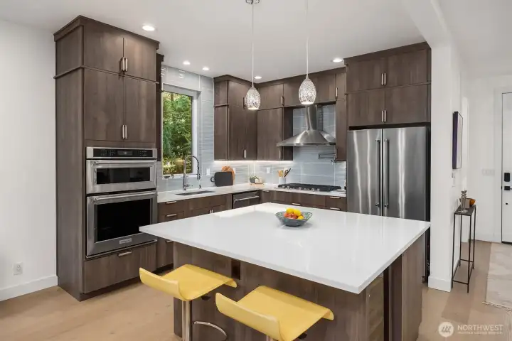 Beautifully Appointed Kitchen with all the extras.