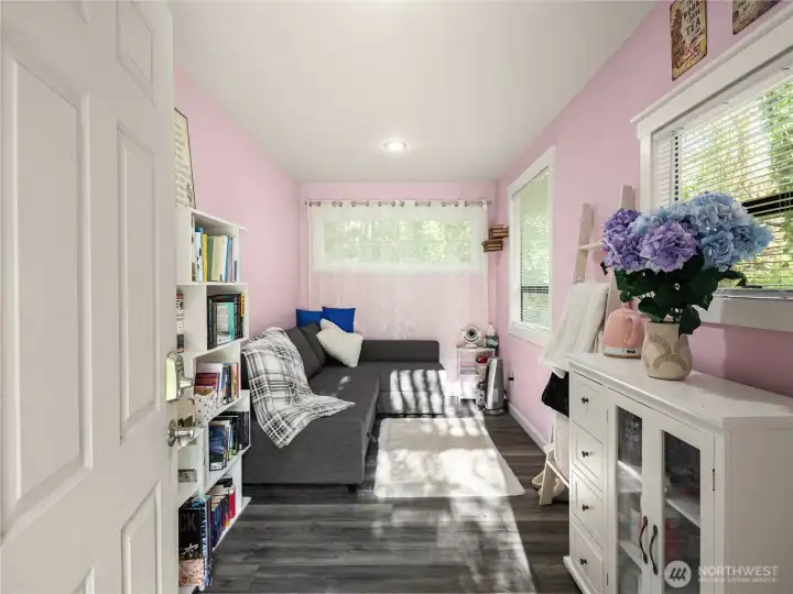 Discover a beautifully finished 200 sq ft hobby studio with recessed lighting and full electricity. This inviting space is perfect for creative projects, providing a comfortable and inspiring environment for artists, crafters, and more!