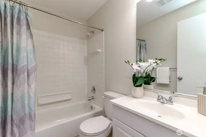 Hall full Bathroom